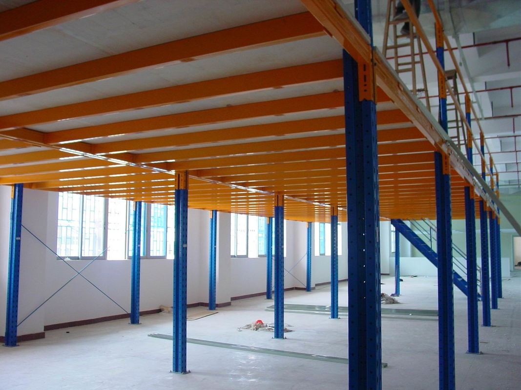 Cấu trúc thép hạng nặng sàn mezzanine cho giá đỡ lưu trữ nhà kho hỗ trợ