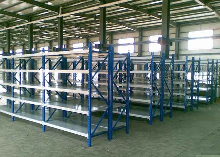 Cửa hàng khoan thép Cửa hàng lưu trữ trung bình với khung thẳng đứng và Beams Dịch vụ OEM