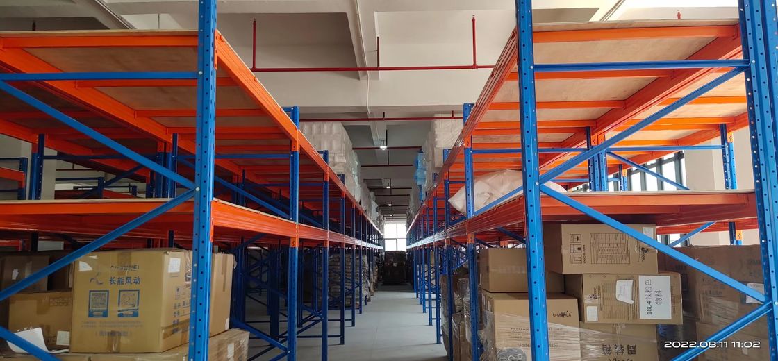 Các giá đỡ khoang thép công nghiệp có thể điều chỉnh với bảo vệ chống ăn mòn