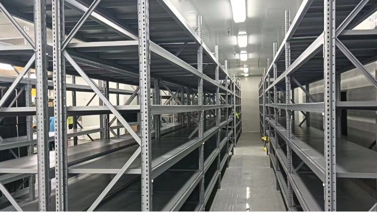 2-8 Lớp thép hạng nhẹ với thiết kế lỗ bướm Capacity tải lên đến 500kg/level