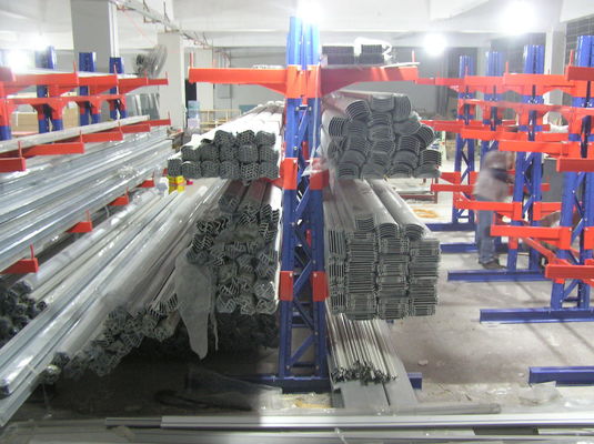 Hệ thống giá treo kho thép, giá treo kim loại công nghiệp