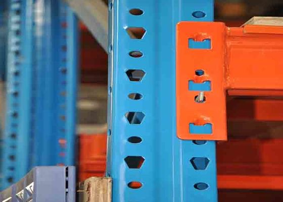 Q235B Thép kho hàng hạng nặng Cửa hàng lưu trữ với ván gỗ dán