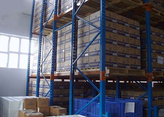 Động lực hạng nặng trong giá đỡ pallet 1000-4000kg/level Cửa hàng thép công nghiệp