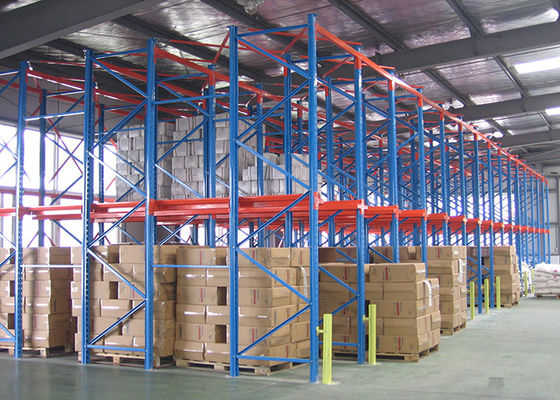Động cơ thép trong hệ thống kệ pallet hạng nặng