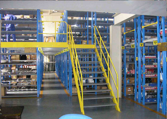 Lớp nhà kho công nghiệp đa cấp sàn kệ mezzanine cho nhà kho diện tích lớn