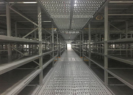 Hệ thống kệ thép Mezzanine hỗ trợ giá đỡ màu xám cho kho lớn