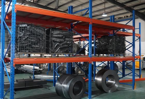 Cửa hàng chứa thép hạng công nghiệp màu vàng cứng với dung lượng trọng lượng tối đa 2000kg/pallet